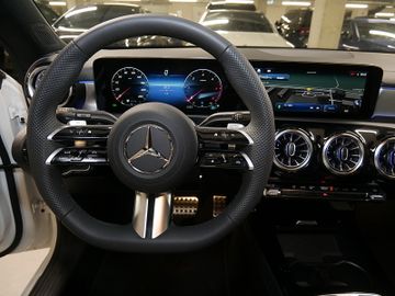 Mercedes CLA 180 - 11