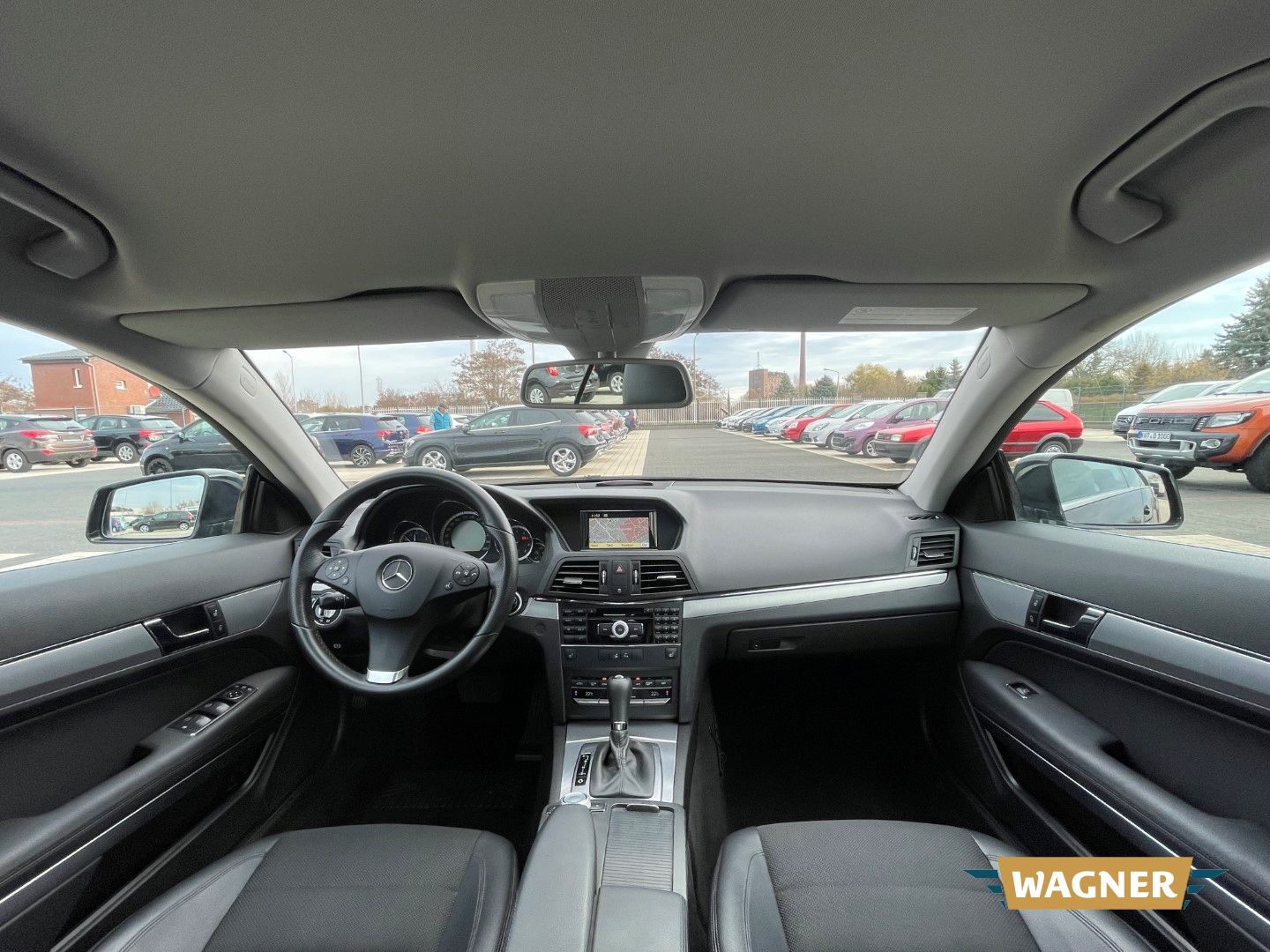 Fahrzeugabbildung Mercedes-Benz E 250 Coupe CGI BlueEfficiency Automatik