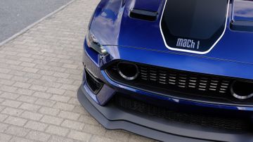 Ford Mustang - 4