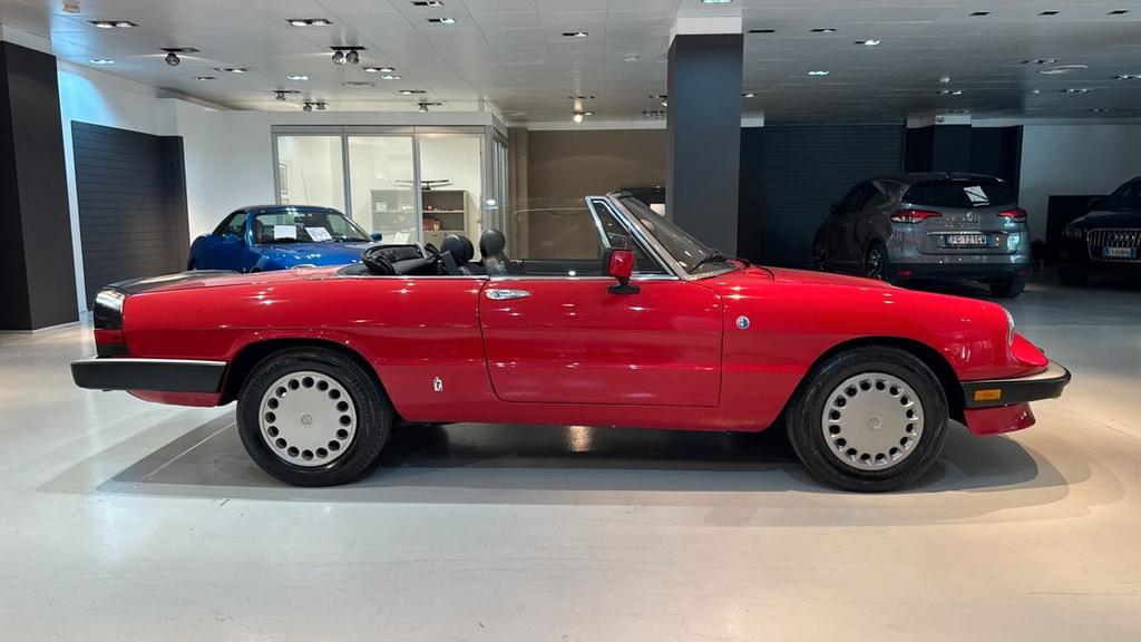 Alfa Romeo Spider