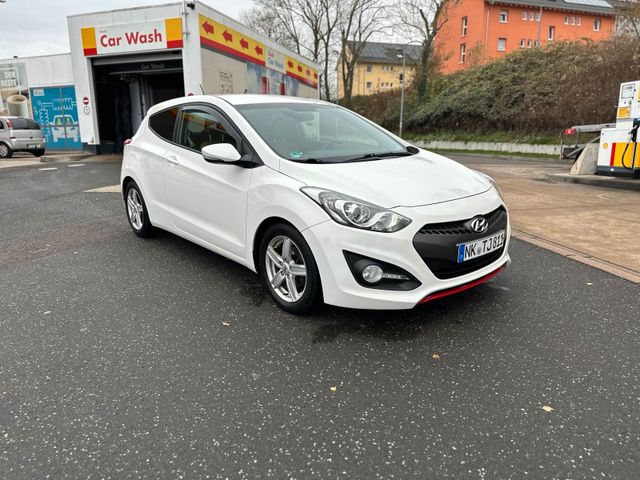 Hyundai i30 1.6 Crdi Langstrecke Leder LED...