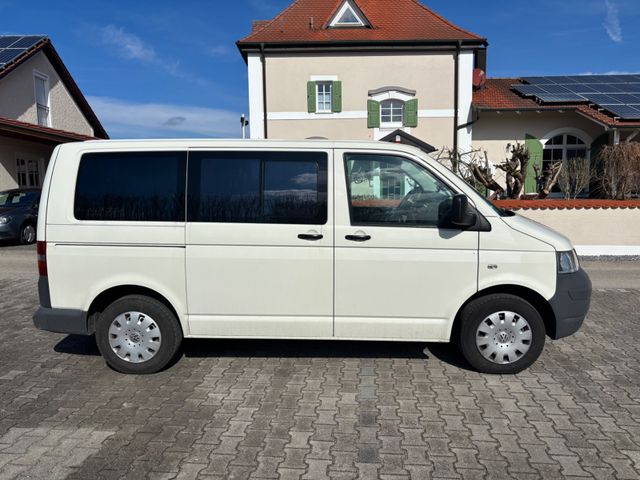 Volkswagen T5 6 Sitzer Klima AHK Standheizung Bett