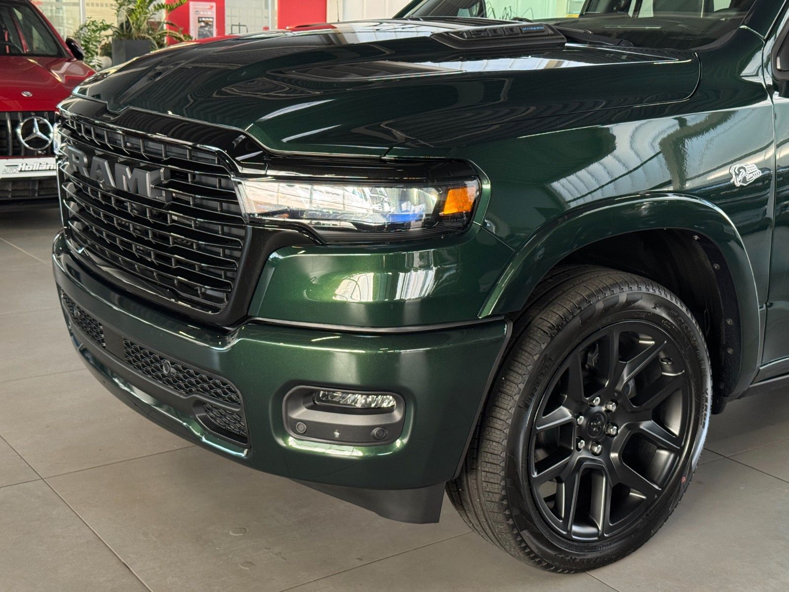Fahrzeugabbildung Dodge RAM 1500 Crew Cab Laramie Night 5.7 V8 MY 2026