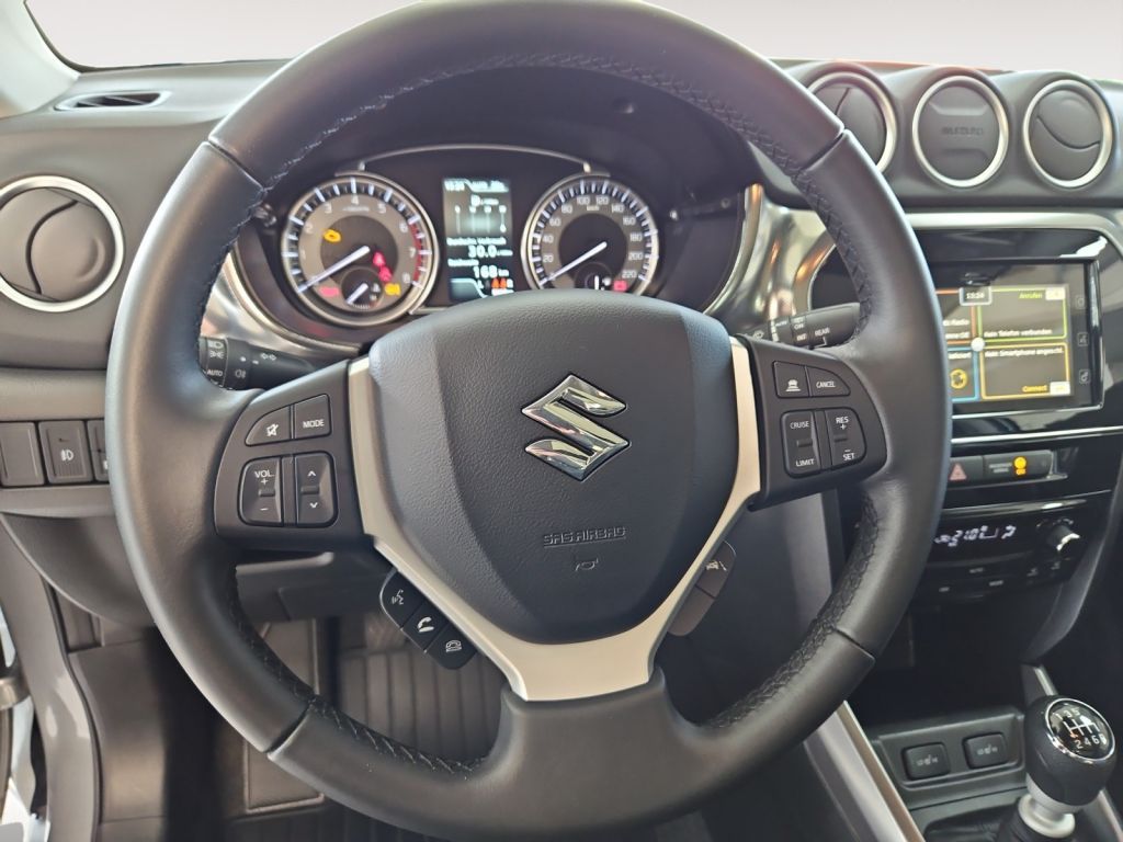 Fahrzeugabbildung Suzuki Vitara 1.4 Comfort + Navi Allrad Sitzheizung PDC