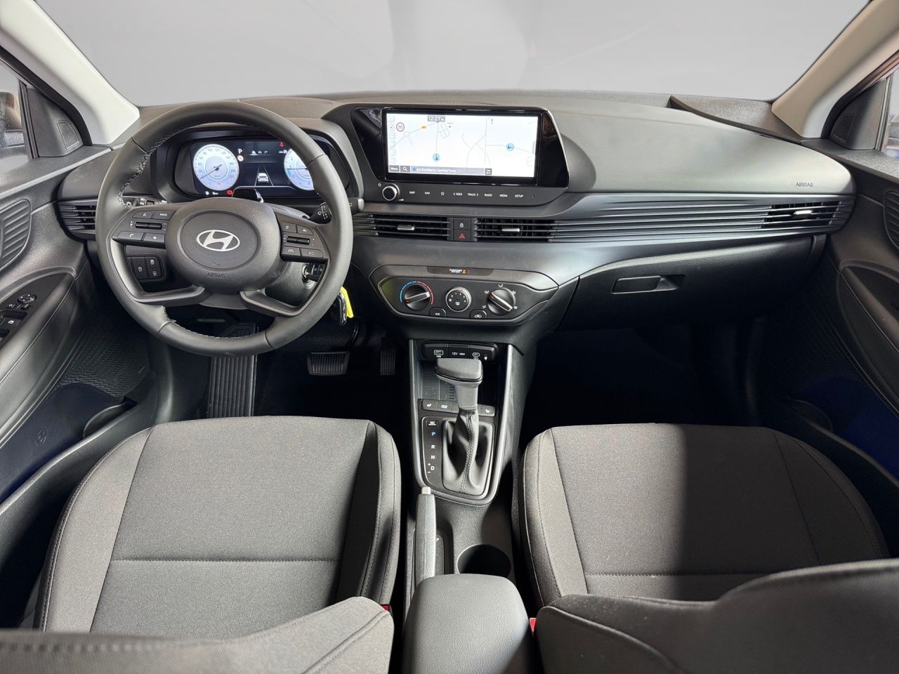 Fahrzeugabbildung Hyundai i20 TREND 2xKlima AUT DynLicht Kam. LM Navi PDC