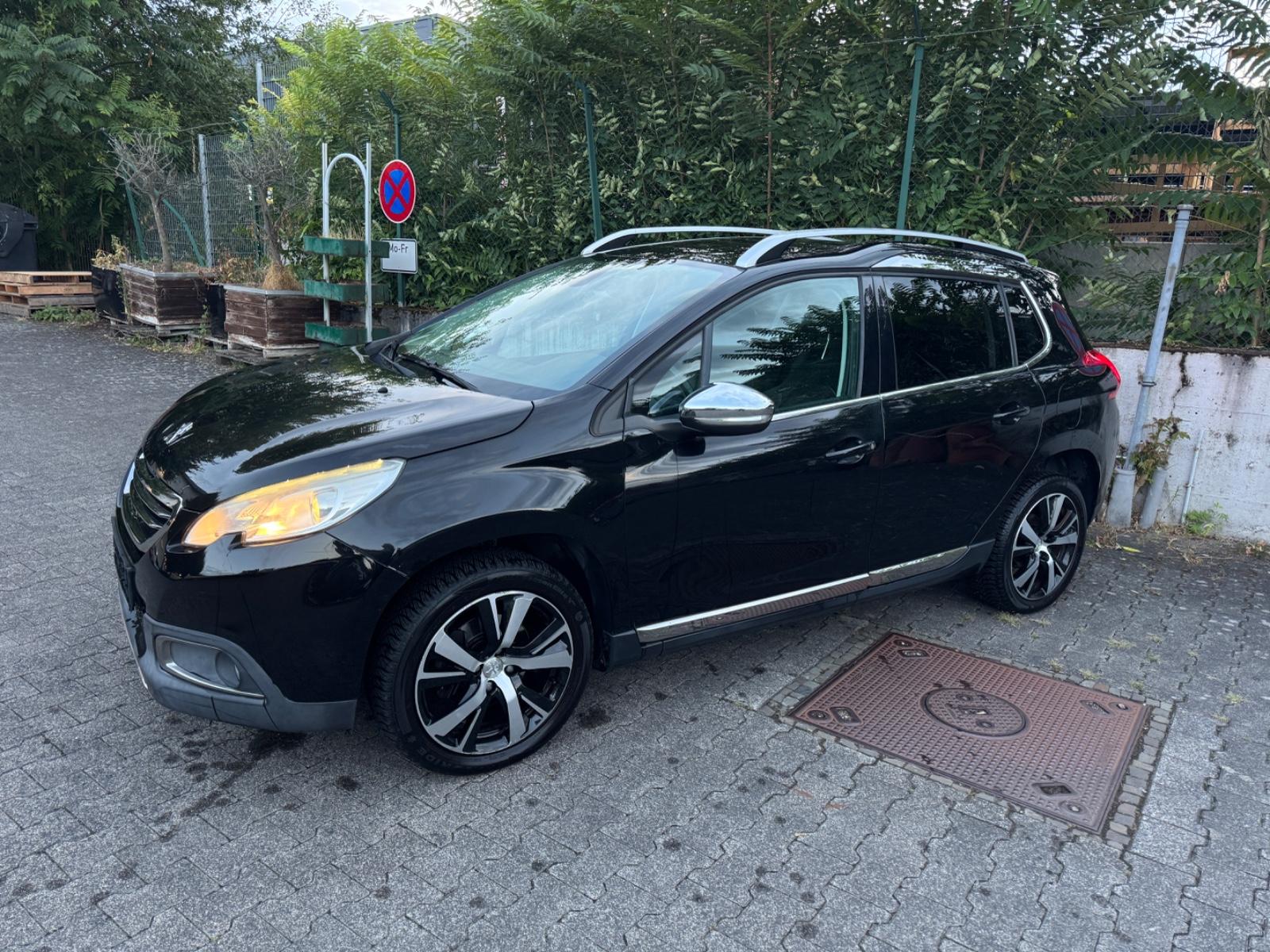 Peugeot  2008 Allure BlueHDi 120 Allure Sitzheizung-Navi