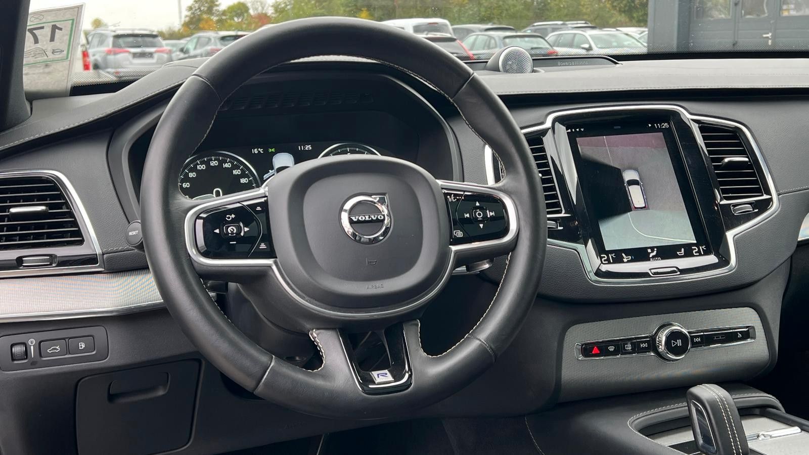 Fahrzeugabbildung Volvo XC90 T8 PHEV AWD R Design*360°*Massage*LUFT*B&W*