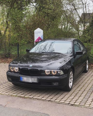 BMW Tausche 5er Bmw e39 520i Automatik  Leder ...