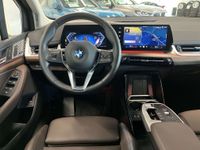 BMW 220 Active Tourer - Vorschau Bild 8