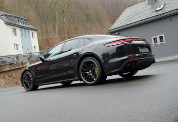 Porsche Panamera 4S E-Hybrid*InnoDri,Pano,Approved1126*