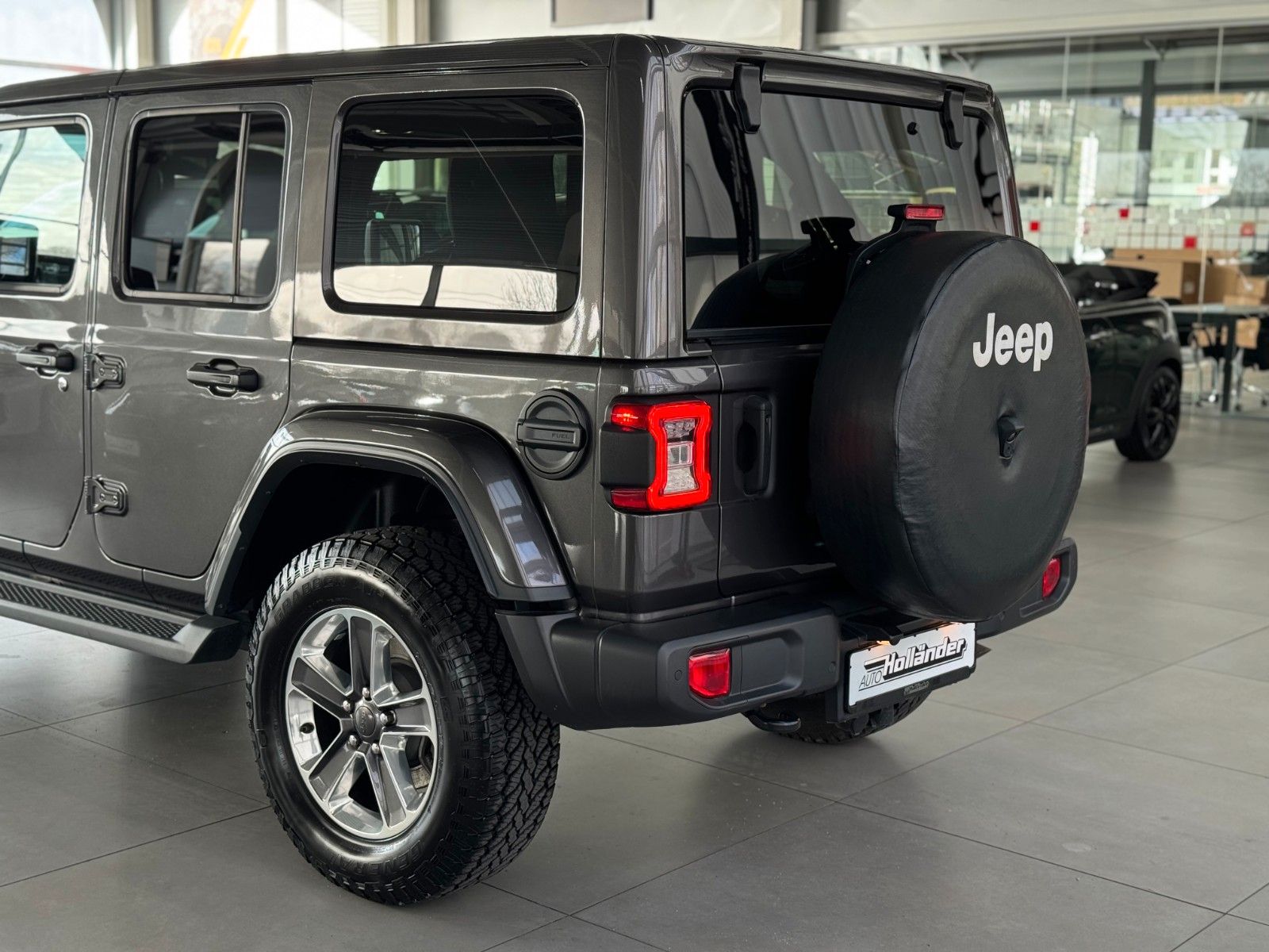 Fahrzeugabbildung Jeep Wrangler Unlimited 2.0 T-GDI Sahara "Di.-Sperre"