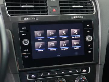 Volkswagen Golf Variant 1.5TSI ACC NAVI ERGO KAMERA AHK