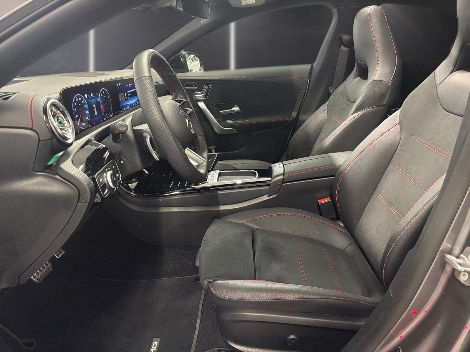 Fahrzeugabbildung Mercedes-Benz CLA 200 AMG Plus*Pano*HUD*19"*Night*MBeam*Totwi*