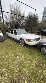 Ford Lincoln TOWN CAR LIMOUSINE - Ford Courier Gebrauchtwagen