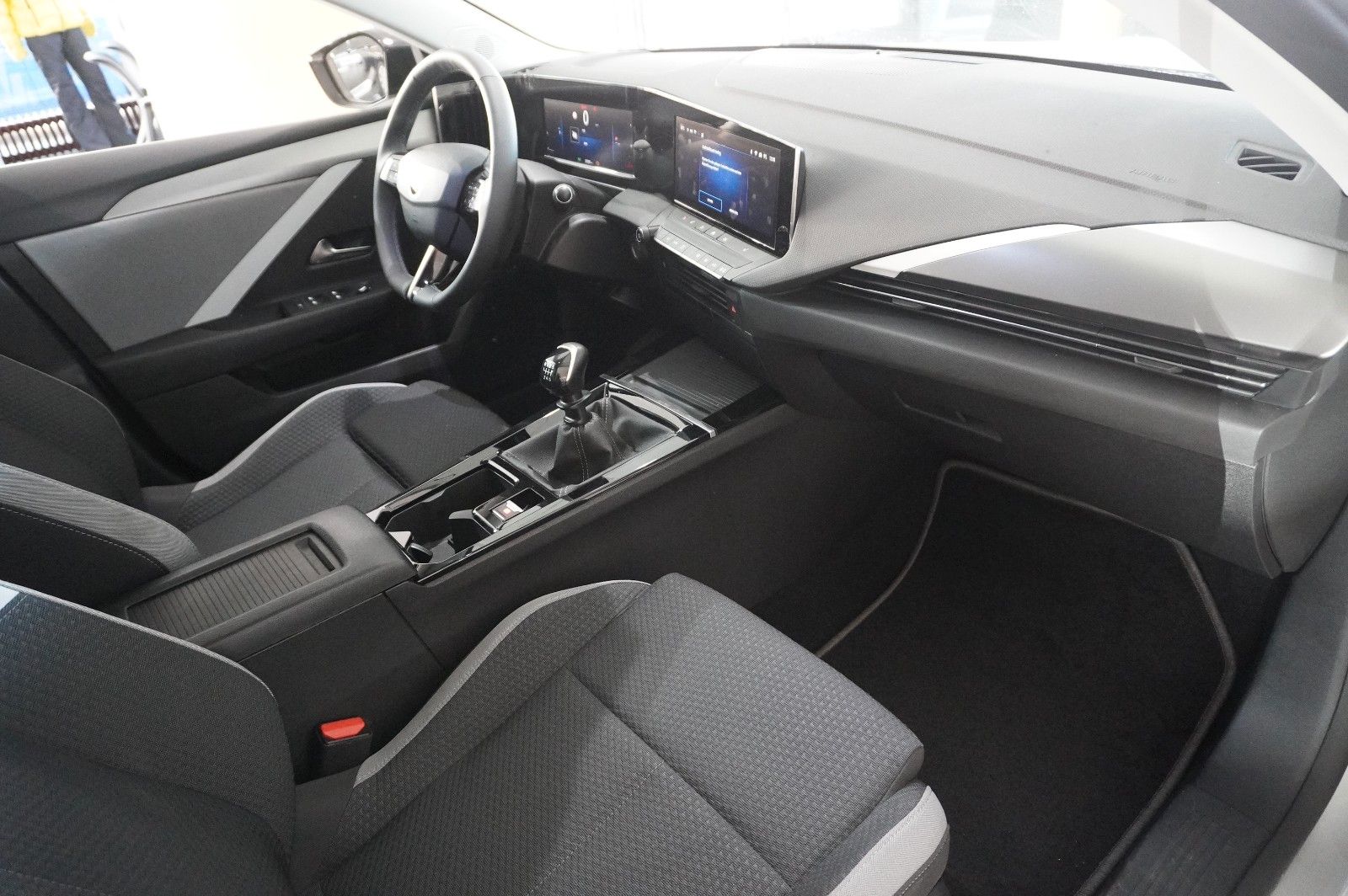 Fahrzeugabbildung Opel Astra L ST 1.2T ENJOY NAVI/LED/KAMERA/VIRT/DAB+