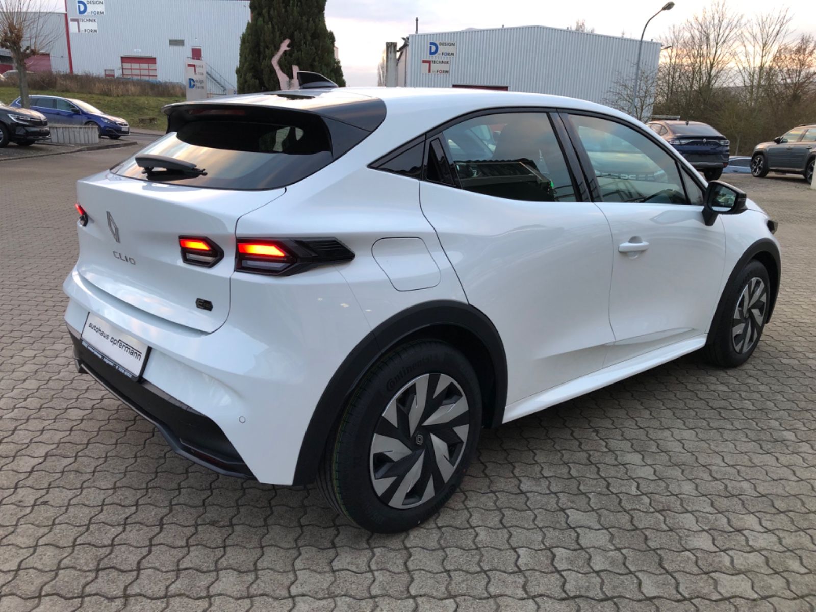 Renault Clio - Bild 2