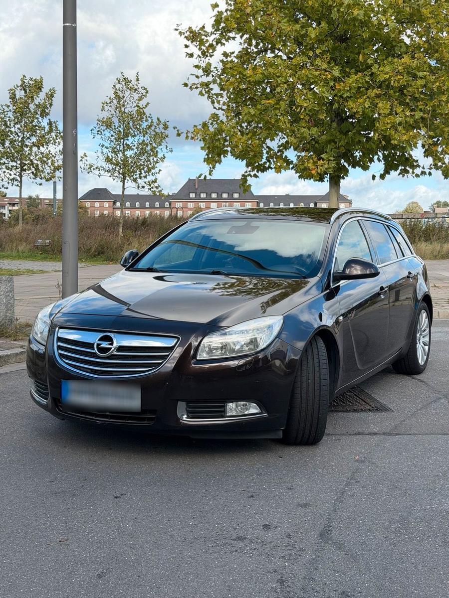 Opel Insignia, 2011