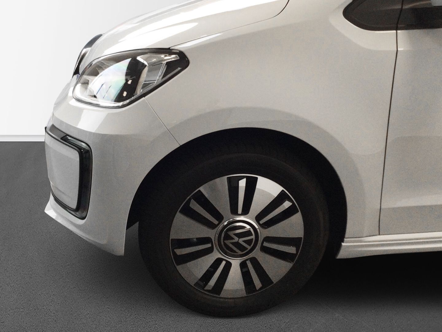 Volkswagen up e-up! e - Edition 61 kW 32,3 kWh 1-Gang-Autom foto 3