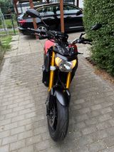 Yamaha MT 09 - YAMAHA ORANGE