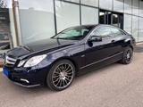 Mercedes-Benz E 250 E -Klasse Coupe E 250 CDI BlueEfficiency - Mercedes-Benz E 250 mit Diesel-Antrieb: Coupé