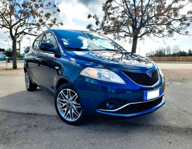 Lancia Ypsilon GPL Ecochic Platinum