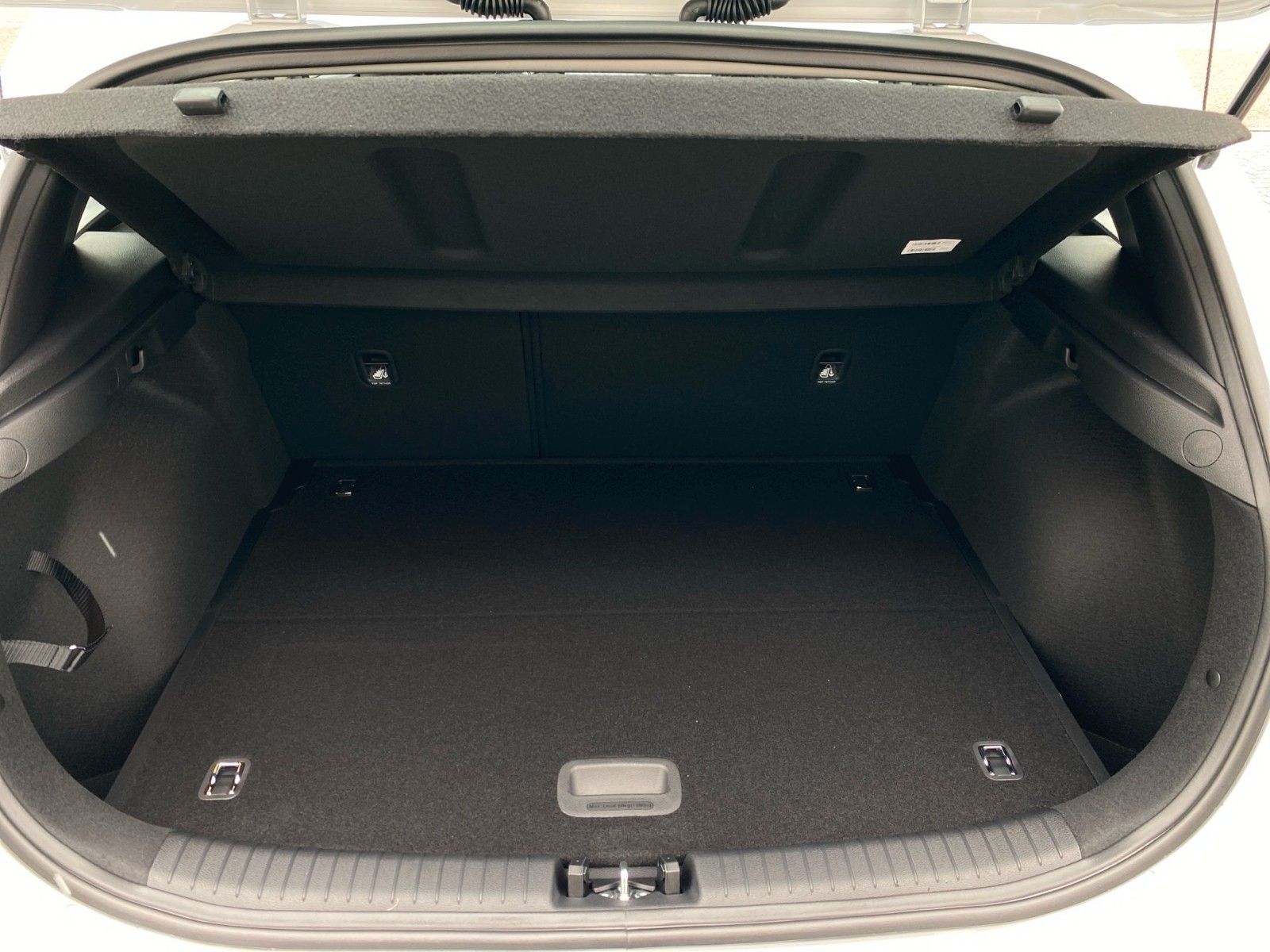 Fahrzeugabbildung Kia Ceed 1.0T-GDI 100 PS Vision STD (NAV)