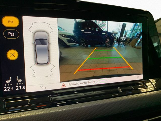 Golf VIII 2.0 TDI DSG ACTIVE AHK+IQ. LIGHT+PANO+