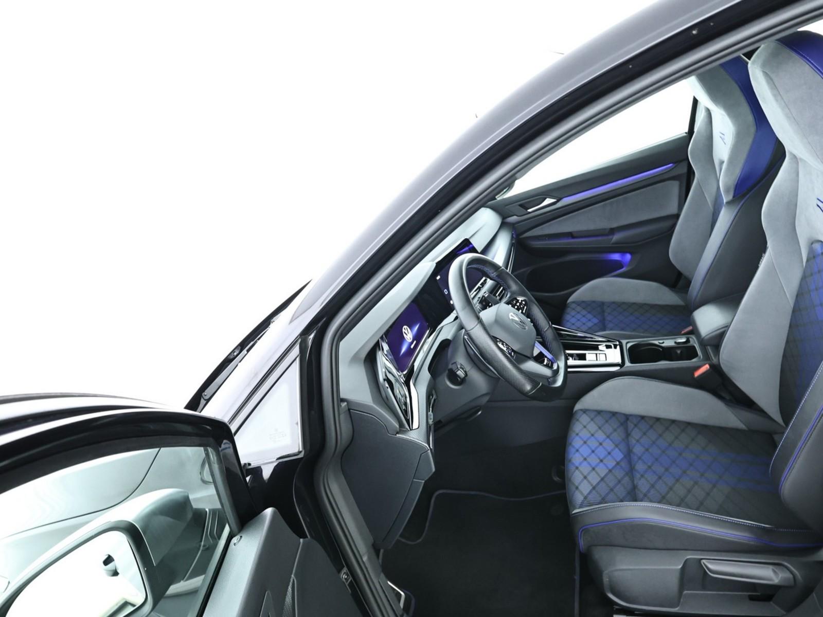 Volkswagen Golf VIII 2.0 TSI R NAV LED R PANO KAM, миниатюра 8
