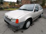 Opel Rarität Opel Kadett E 1.6 Bj 1988 Automati... - Opel Kadett in Duisburg