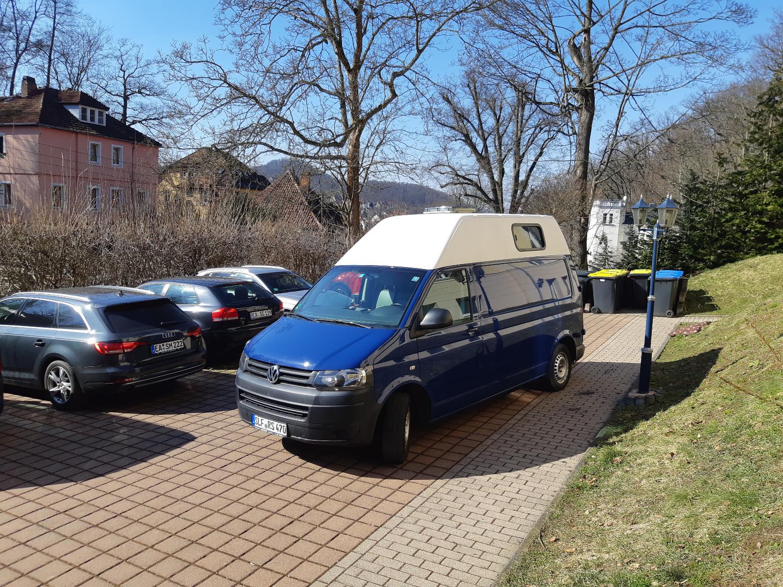 Volkswagen VW T5 Hochdach  Allrad Camper  Tischlerausbau 