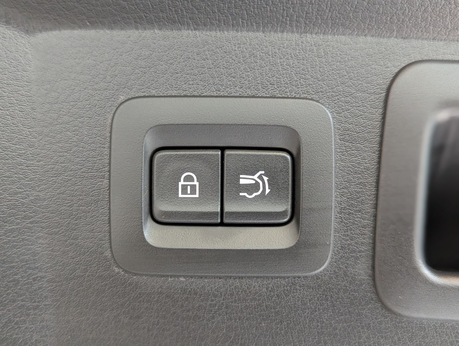 MAZDA CX-60  e-SKYACTIV-D 254 HOMURA AWD HUD Bose 20" - Image 17