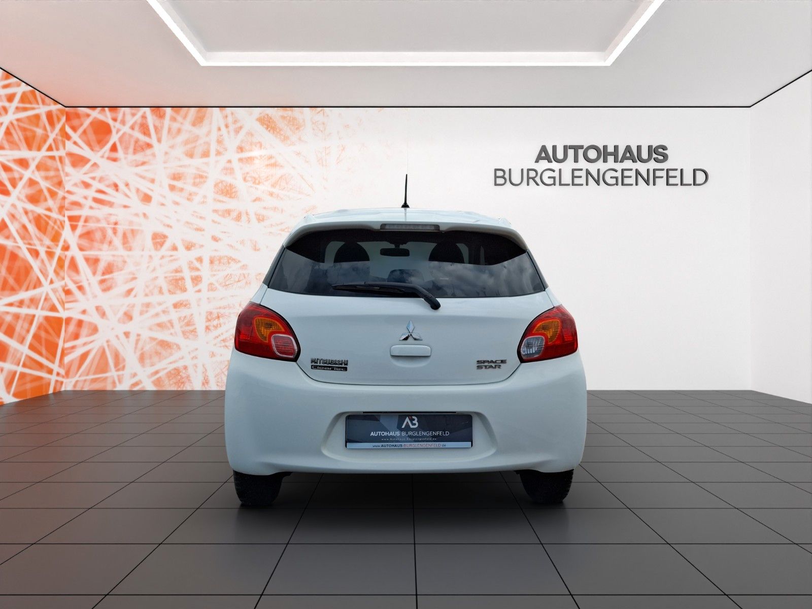 Fahrzeugabbildung Mitsubishi Space Star Diamant Edition+