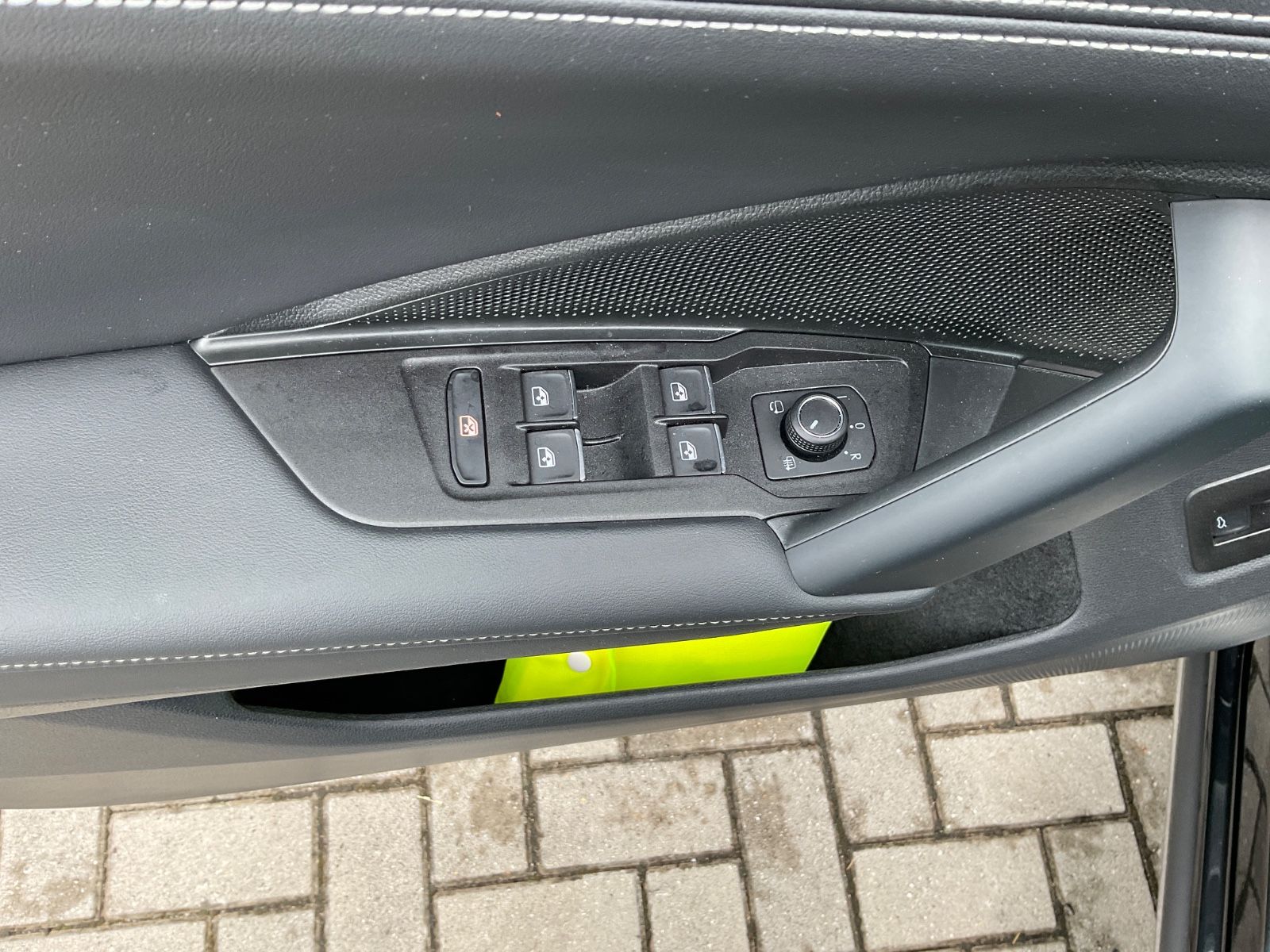 Fahrzeugabbildung Volkswagen Tiguan 1.5 eTSI DSG GOAL,AHK,Kamera,Navi,ACC