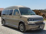 Chevrolet Express - Chevrolet Express: Van