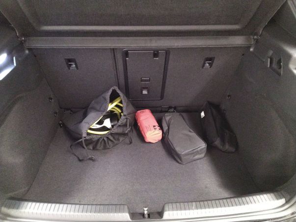 ID.3 GTX IQ.LIGHT+PANO+NAVI+AR HUD+ACC+KAMERA