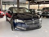Skoda Superb-Lim-Premium 4x4-ACC-PANO-AHK-KAM
