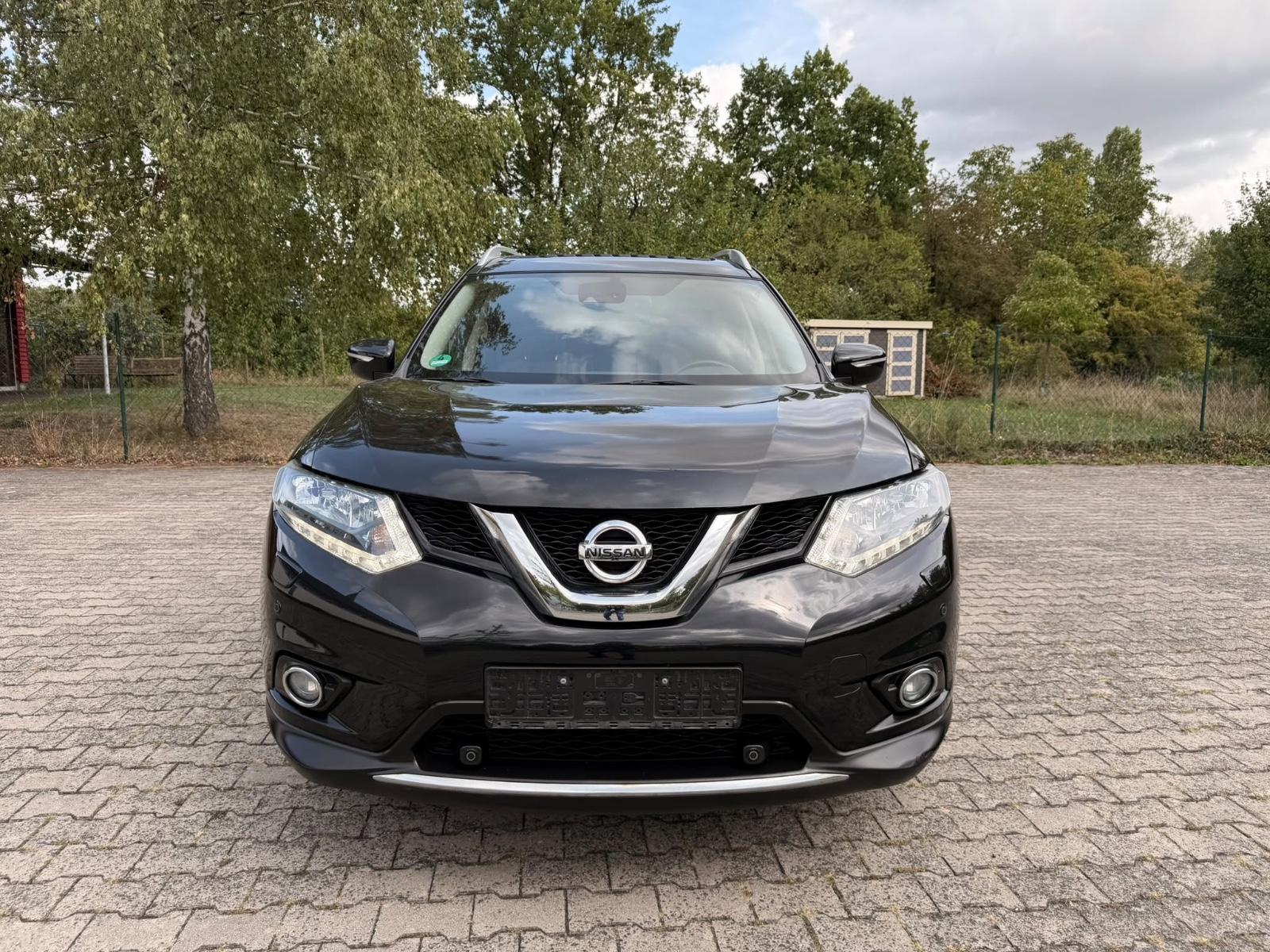 NISSAN X-TRAIL TEKNA 4X4 PANORAMIQUE GPS | 131 ch | BVM | HAYON ÉLECTRIQUE | VOLANT EN CUIR