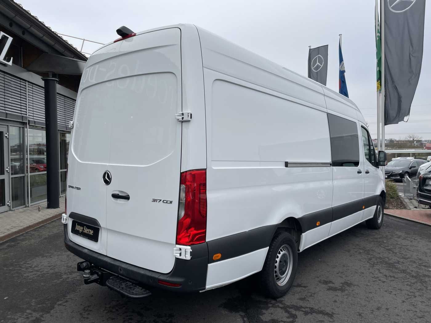 Fahrzeugabbildung Mercedes-Benz Sprinter 317 CDI DoKa/Mixto Autom AHK3,5 Klima