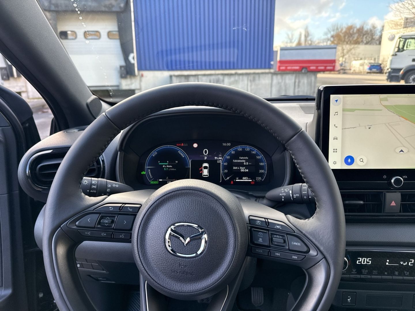 Mazda 2 Hybrid - Bild 12
