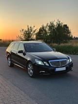 Mercedes-Benz E-Klasse E350 CDI T Avantgarde Sonderausstattung - Mercedes-Benz 350 aus 2009