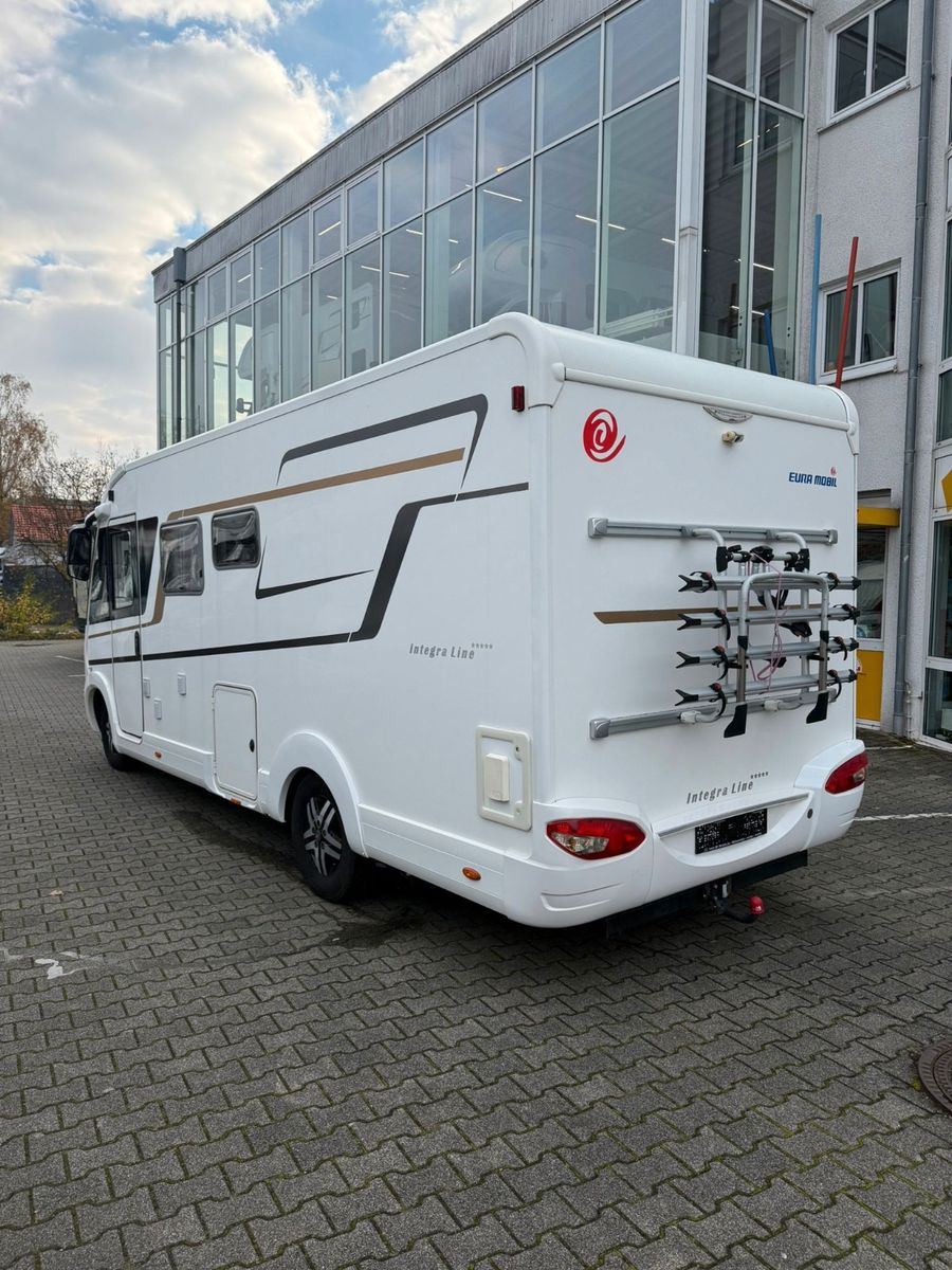 Fahrzeugabbildung Eura Mobil Integra Line 675 SB *Jung gebrauchter*