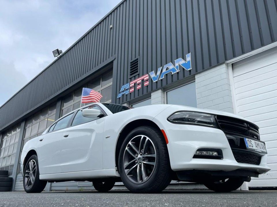 Fahrzeugabbildung Dodge Charger 18er GT 4x4 Sitzlüftung Memory Sitze