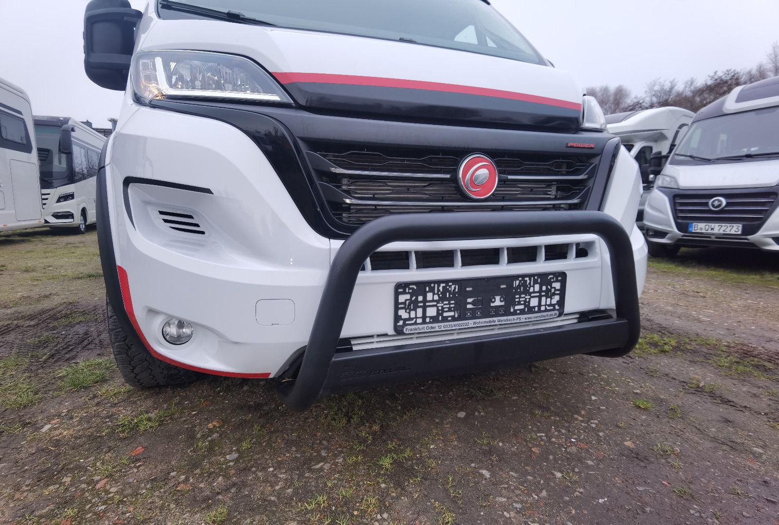 Fahrzeugabbildung Challenger X150