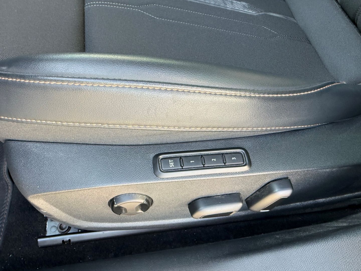 Fahrzeugabbildung CUPRA Formentor 1,4 e-Hybrid DSG ACC LED TWA RFK Navi