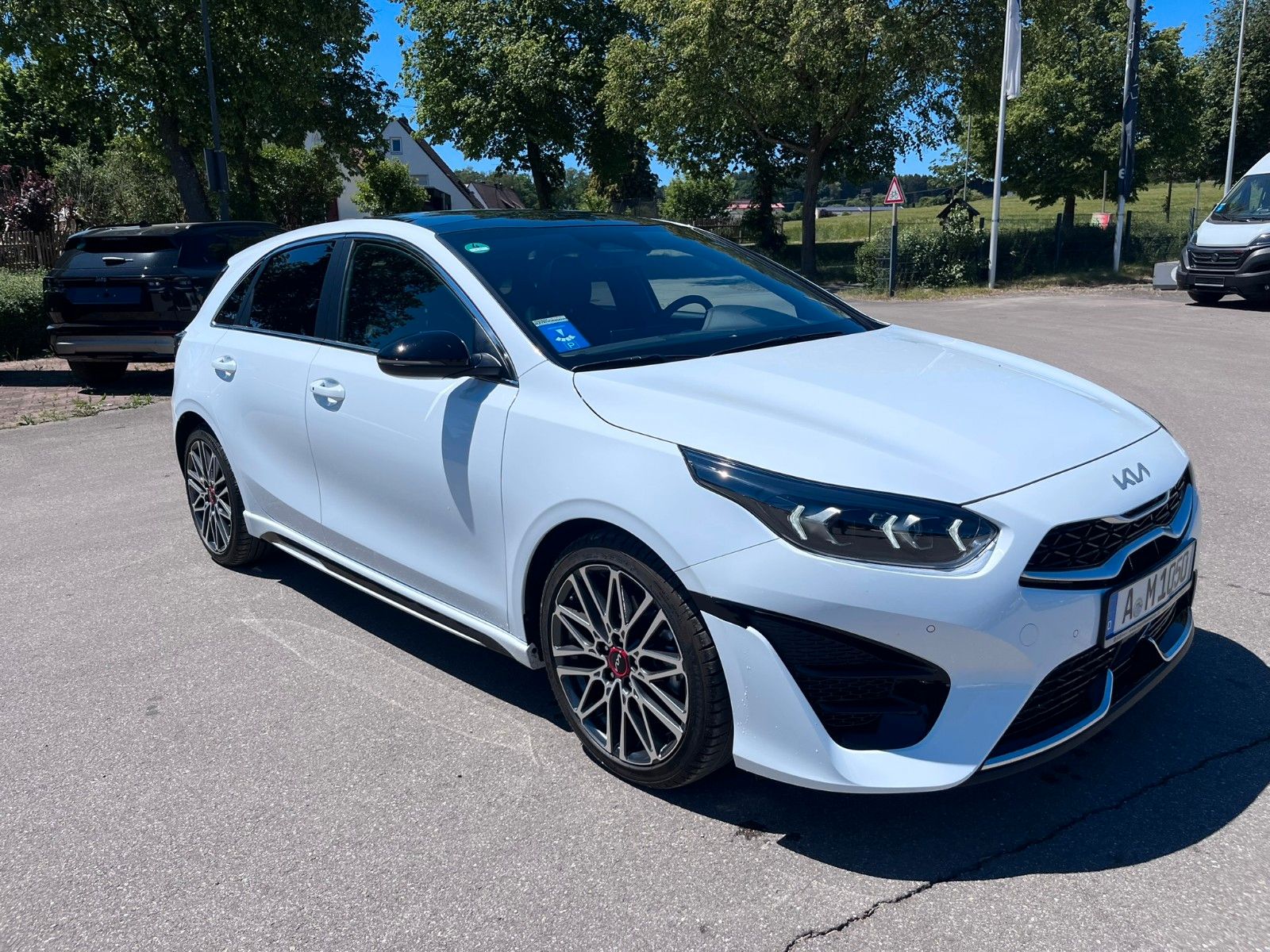 Fahrzeugabbildung Kia Ceed GT-line Leder Pano 140PS digital uvm.
