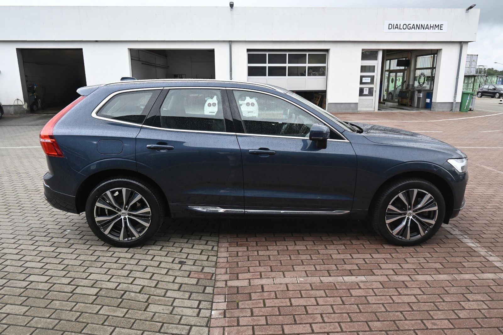 Fahrzeugabbildung Volvo XC60 T8 Inscription PHEV AWD*H&K*STHZG*PANO*