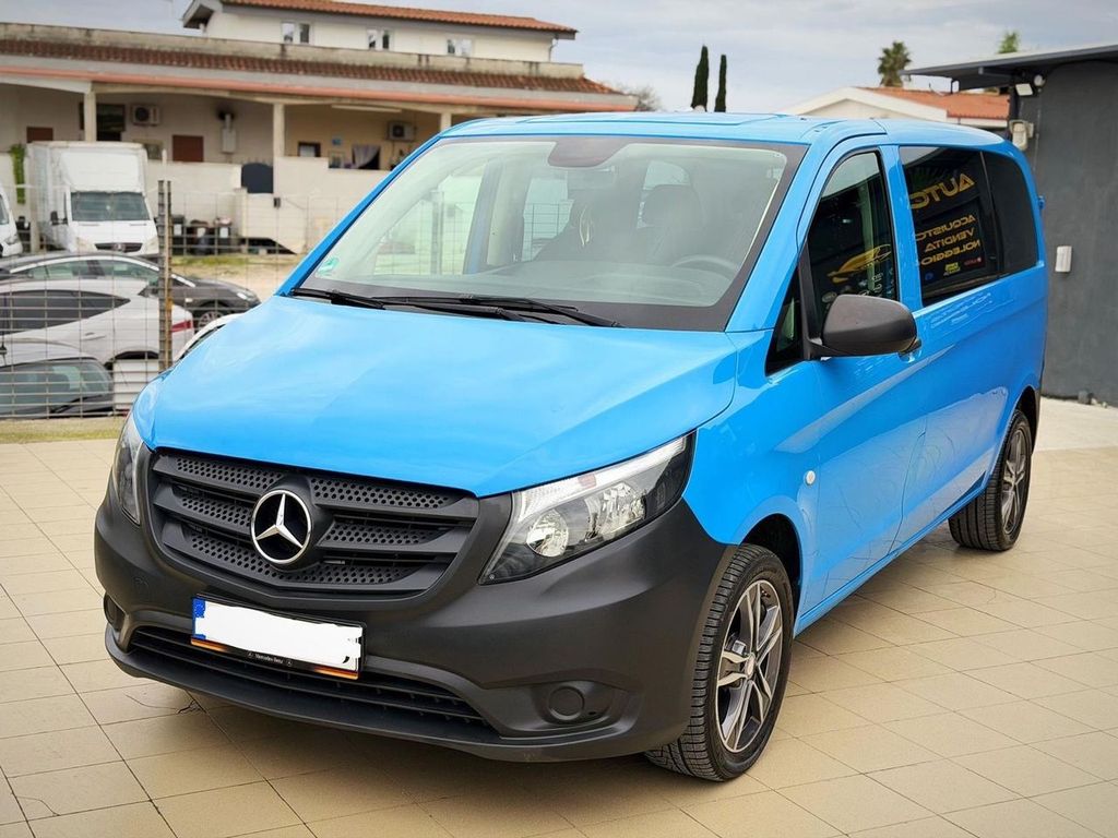 Image of Mercedes-Benz Vito