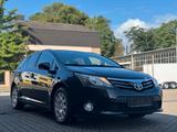 Toyota Avensis Kombi Life KAMERA NAVI - gebrauchte Toyota Avensis aus dem Jahr 2012