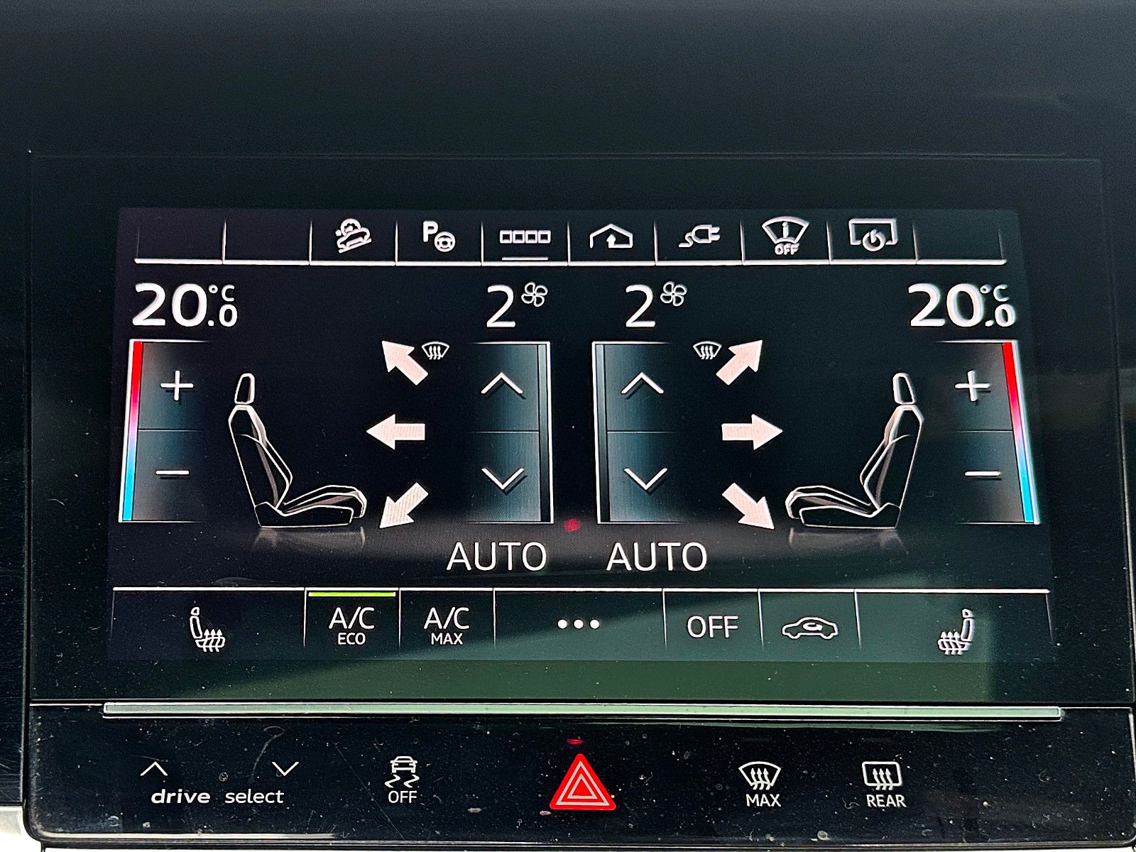 Audi Q8 e-tron - Bild 22