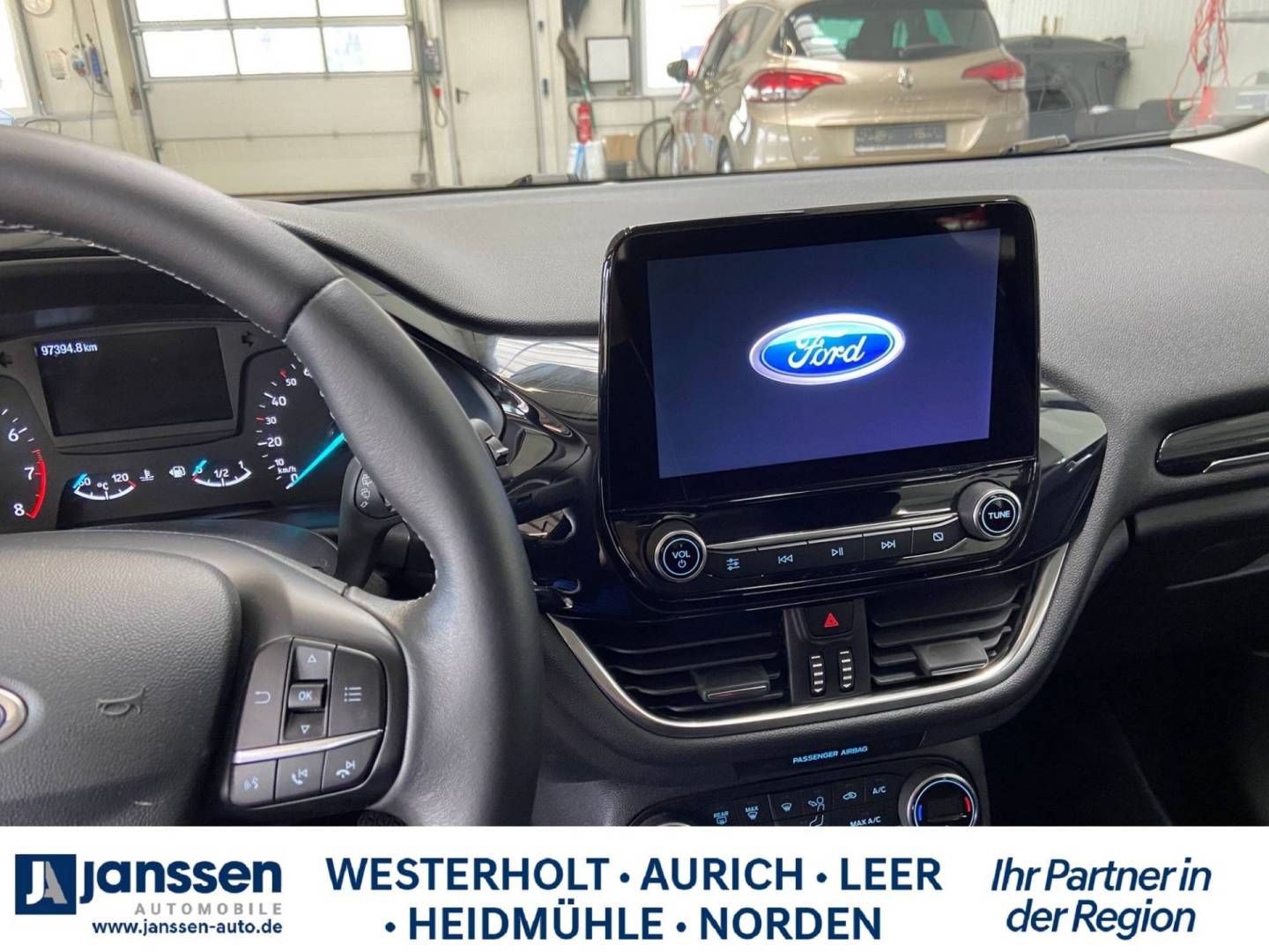 Fahrzeugabbildung Ford Fiesta TITANIUM